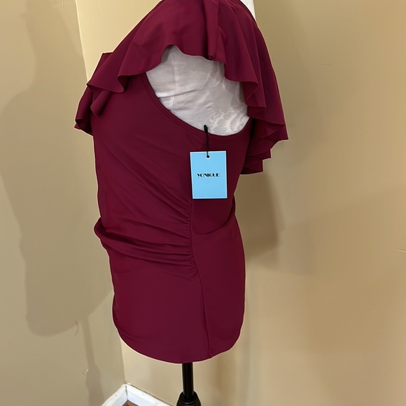 Tankini Maroon off shoulder Ruffle flattering Bikini Top swimwear swimsuit - Picture 3 of 6